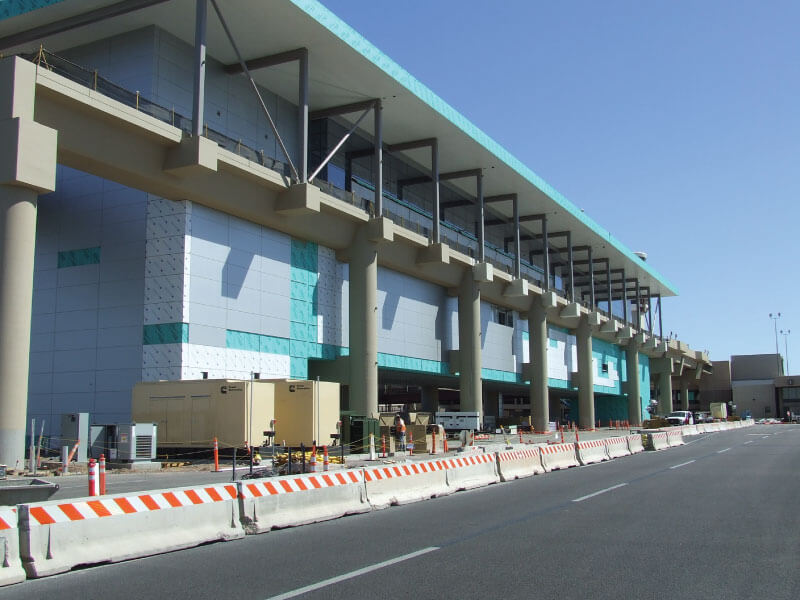 Phoenix Sky Train at Phonix Sky Harbor Project